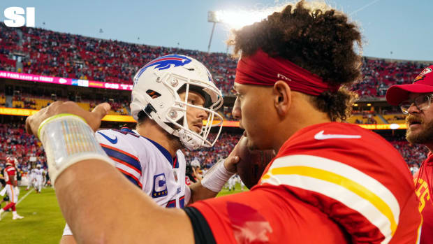 allen mahomes thumb